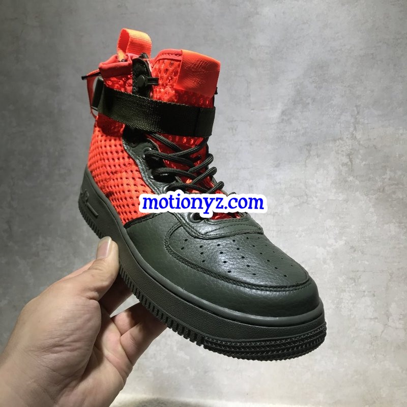 Nk SF Air Force 1 Mid QS Red